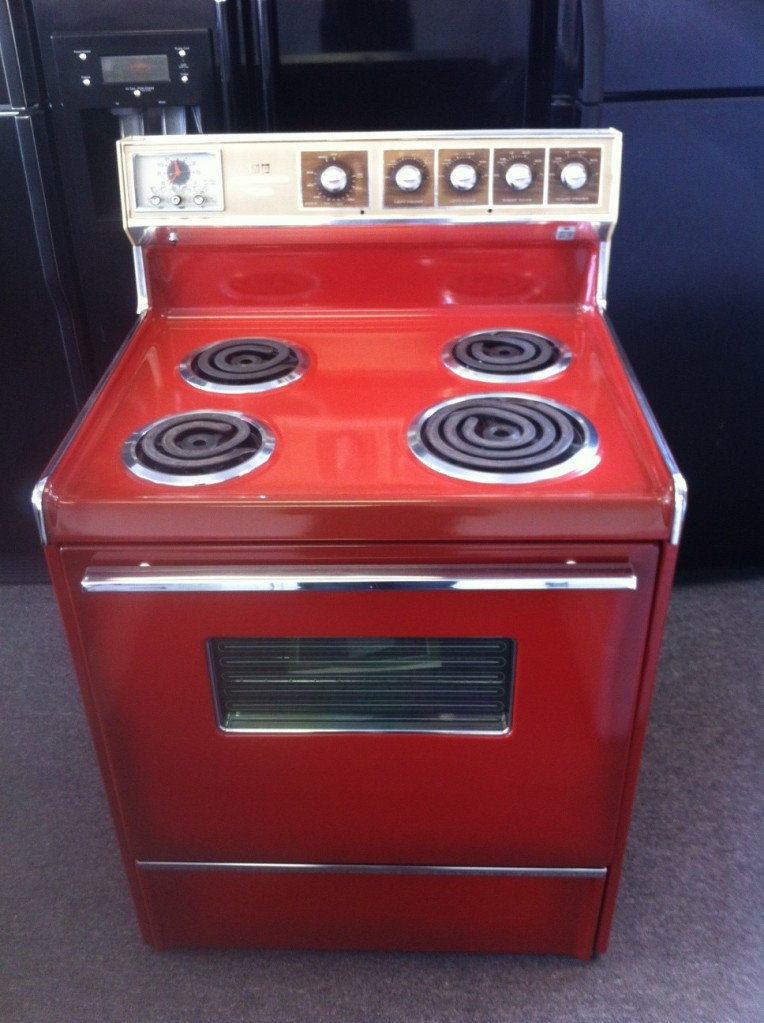 Rare poppy red stove and refrigerator - original colors from Frigidaire  circa 1975 - Retro Renovation