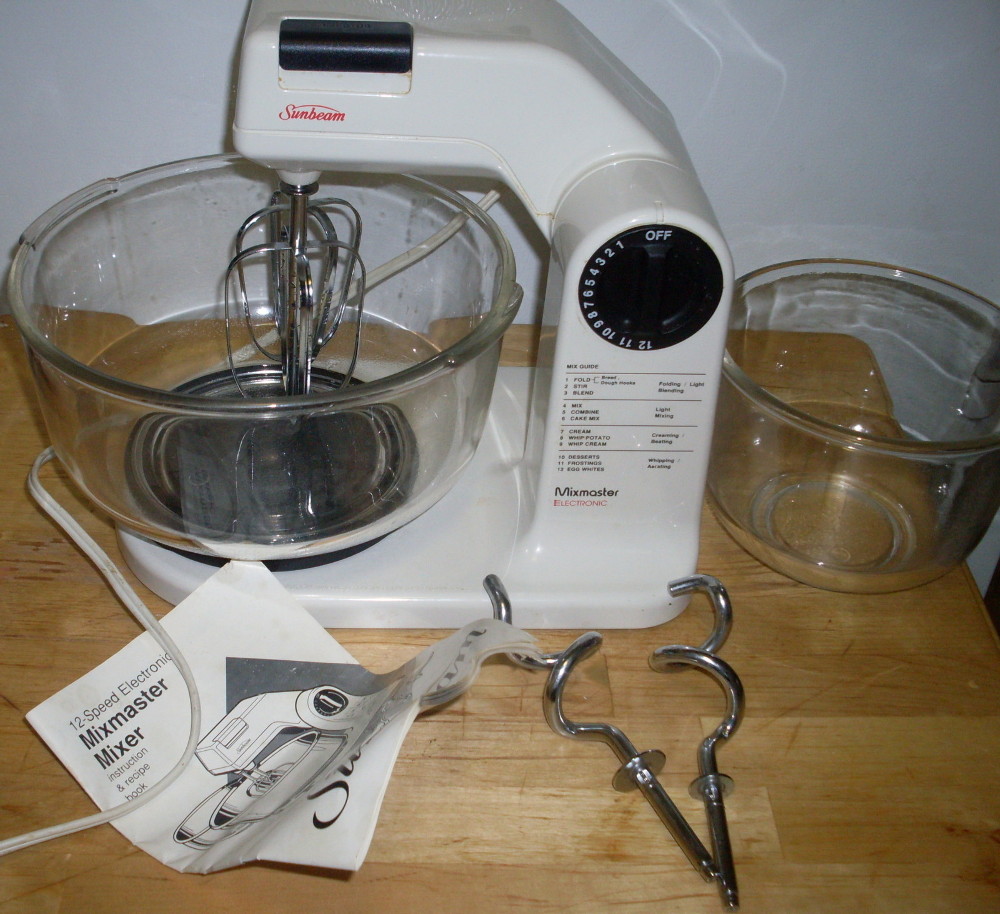 VINTAGE SUNBEAM MIXMASTER MODEL M-W BEATERS ONLY
