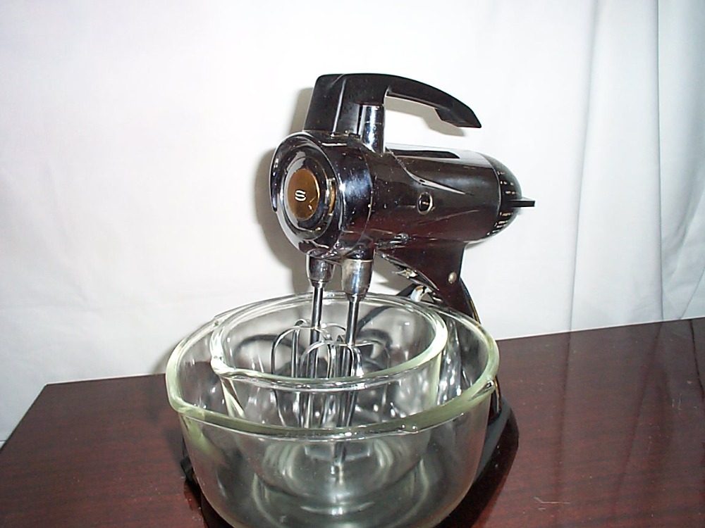 Large Clear Glass Mixing Bowl for Oster Kitchen Center or Sunbeam Stand  Mixer