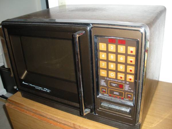 Toshiba microwave from 1984, still works like day one. This thing