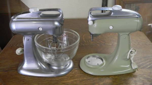 Vtg 1963 KITCHENAID STAND MIXER 4-C w/Beehive Glass Bowl USA Hobart SEE  VIDEO!