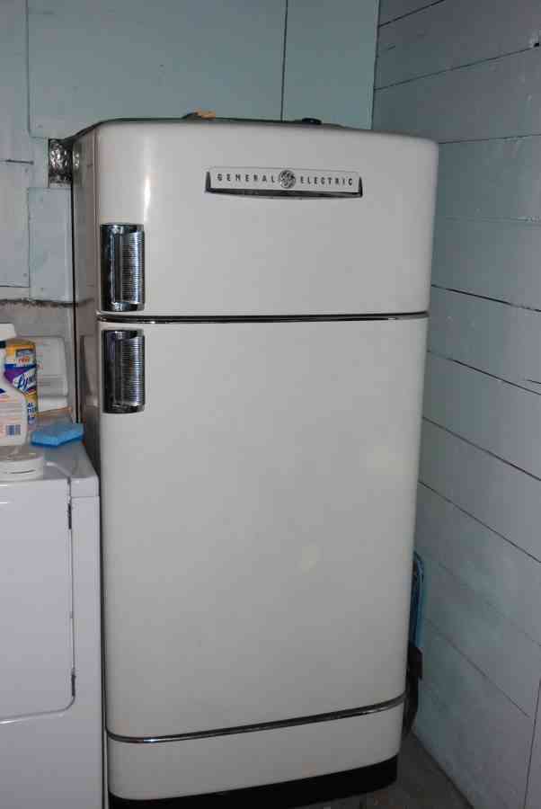 Vintage Fridge Restoration Advice Please