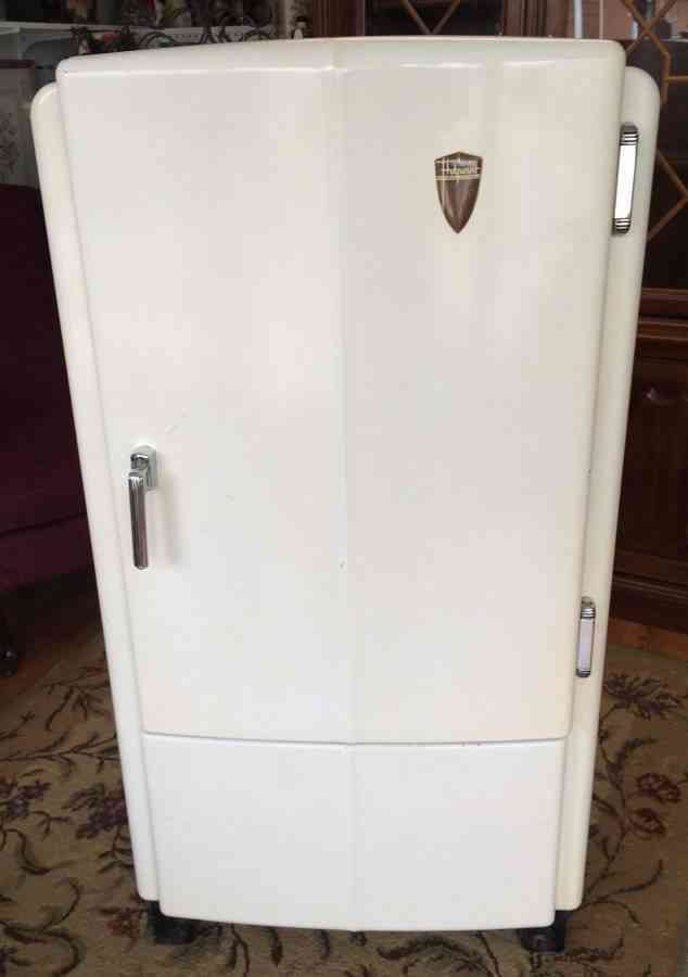 VINTAGE 1948 HOTPOINT REFRIGERATOR FREEZER MCM CHROME SERVICED WORKS ...