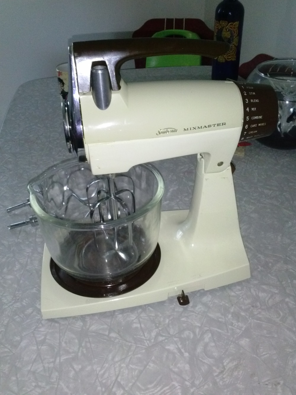 Sunbeam Mixmaster MMA with dough hooks for bread making